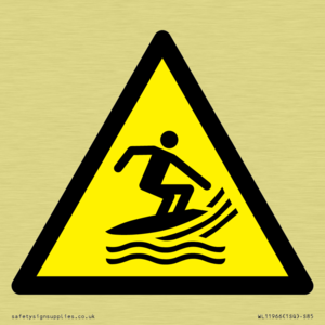 W046 Warning: Surf craft area